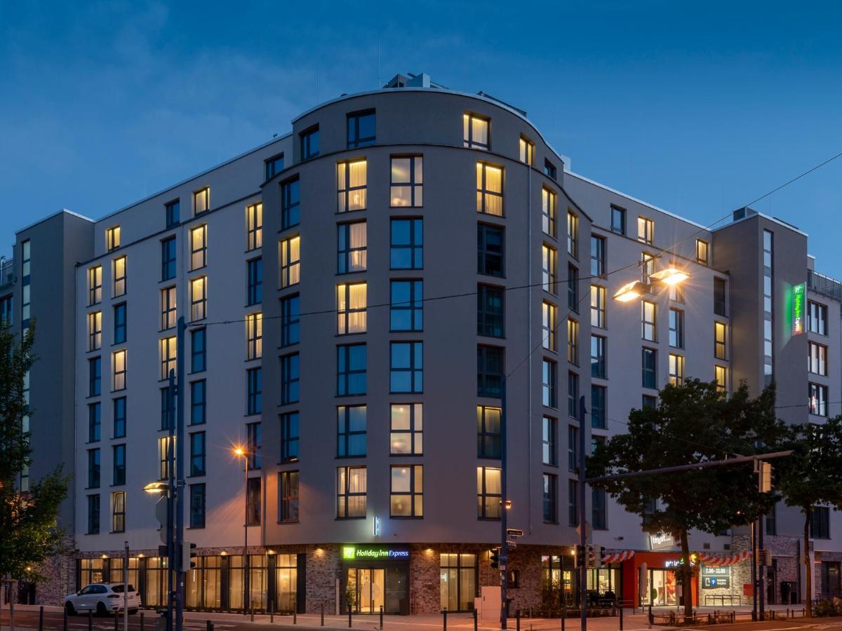 Holiday Inn Express - Offenbach By Ihg Exterior photo