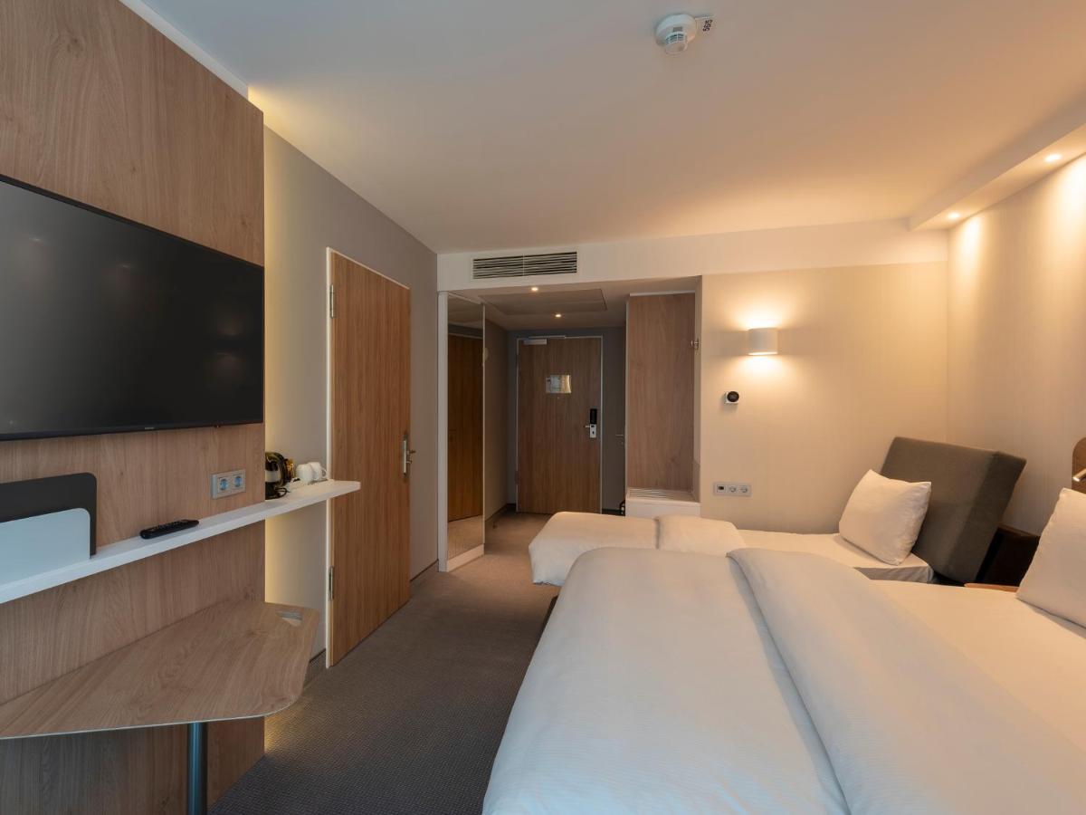 Holiday Inn Express - Offenbach By Ihg Exterior photo