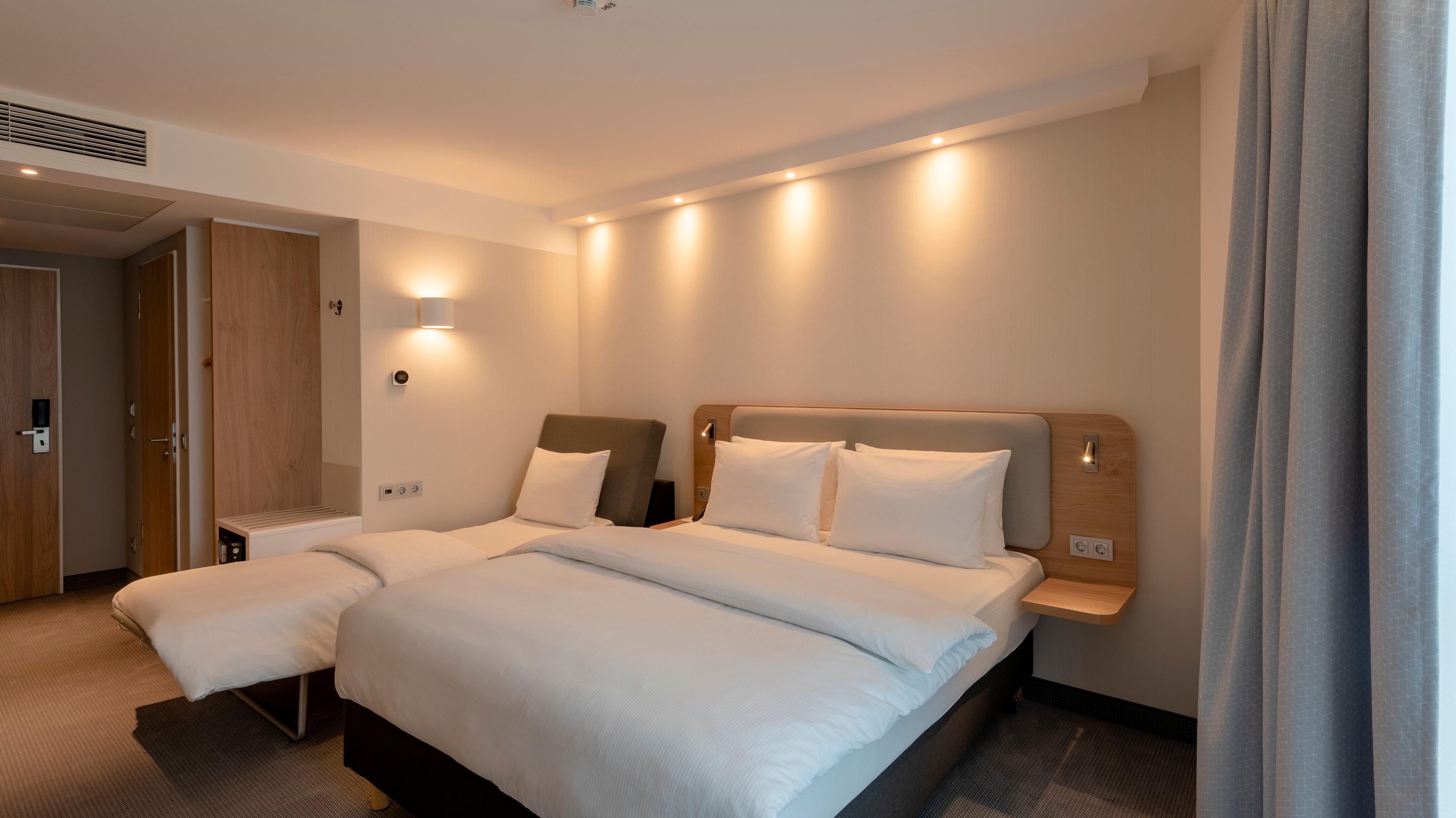 Holiday Inn Express - Offenbach By Ihg Exterior photo