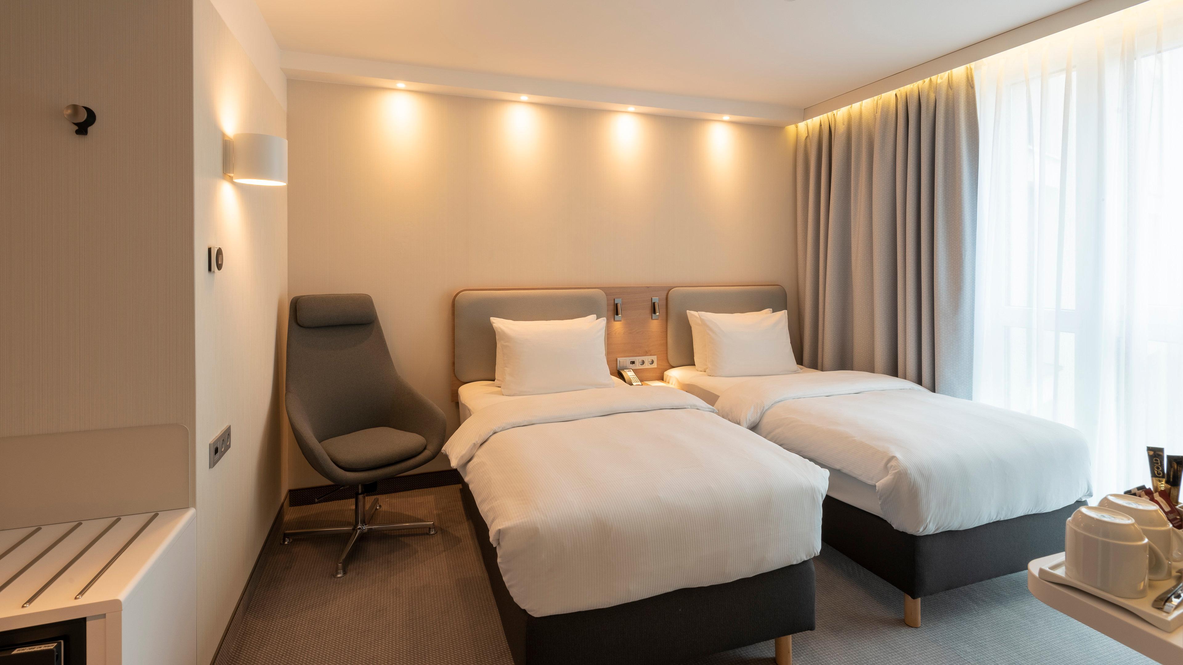 Holiday Inn Express - Offenbach By Ihg Exterior photo